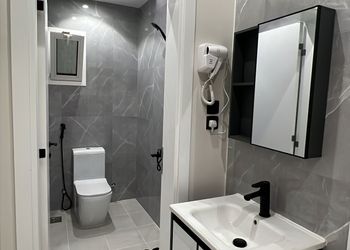 استديو بسرير ماستر ودخول ذاتي