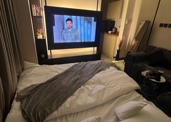 استديو هادئ بسرير ماستر 