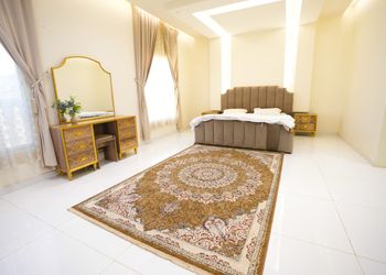 شاليه بألعاب مائية ومسبح