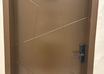 استديو بتصميم مودرن دخول ذاتي 