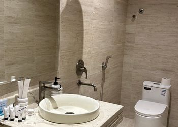  استديو عصري بطابع دافئ