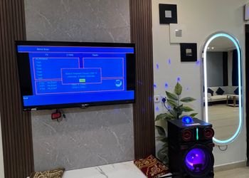 شاليه بصالة مطلع على الجلسة الخارجية