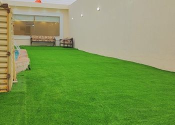 شاليه بألعاب مائية و جلسة خارجية