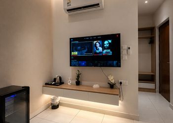 استديو بسرير ماستر وجلسة مريحة 