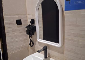استديو هادئ بسرير ماستر 