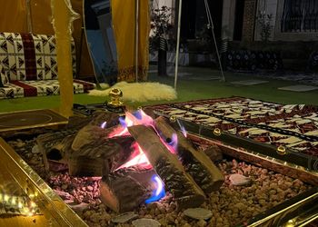 استراحة بمسطح اخضر ومجالس