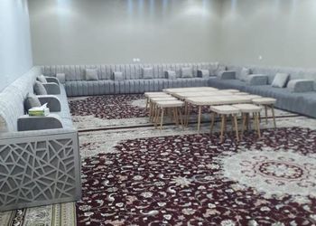استراحة بمسطحات خضراء وبيت شعر