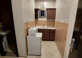 استديو هادئ بسرير ماستر