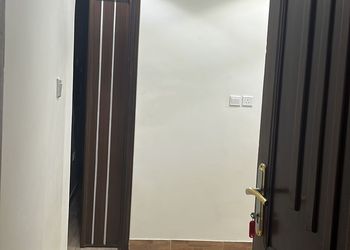 شقة بغرفتين نوم وغرفة جلوس 