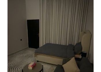 استديو بسرير ماستر ودخول ذاتي