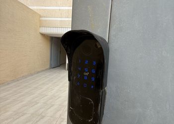 شقة  بصالة جلوس وغرفة نوم