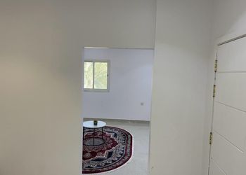 شقة بغرفة نوم وصالة جلوس