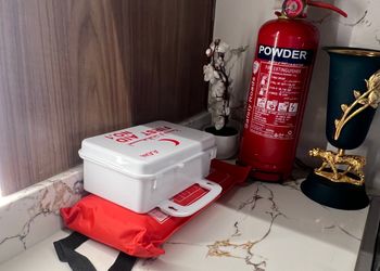 شقة انيقة بغرفتين نوم وصالة