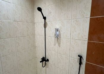 استديو هادئ بسرير ماستر 