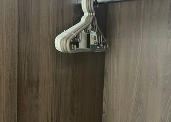 شقة بثلاث غرف نوم ودخول ذاتي 