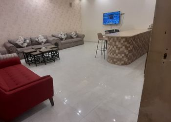 شاليه بملحق خارجي وجلسة خارجية 