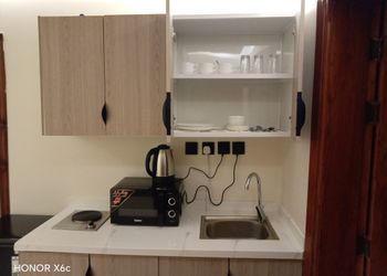 شقة بغرفتين نوم وصالة 