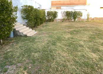 شقة بكراج خاص وبلكونة