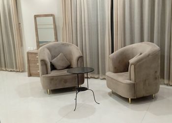شالية بمجالس ومسبح العاب مائية 