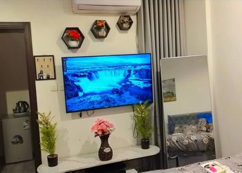 استديو بأثاث مريح وبسيط 