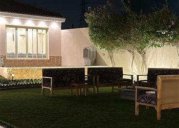 شاليه بصاله انيقة وجلسة خارجية