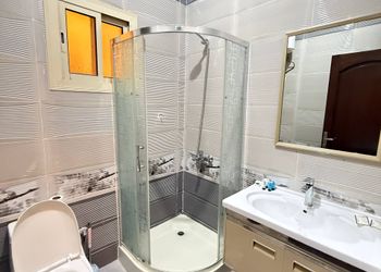 استديو هادئ بسرير ماستر 