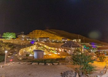 منتجع فندقي بركن شواء 