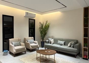 استديو بسرير ماستر وجلسة جانبية