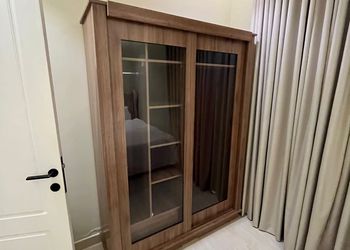 شقة بغرفتين نوم وغرفة جلوس 