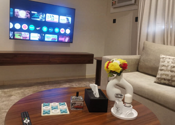 شقة بغرفة نوم وصالة 