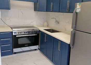 شاليه بملعب طائرة 