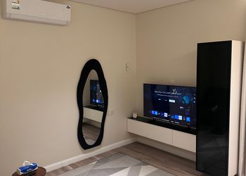 استديو هادئ بدخول ذاتي 