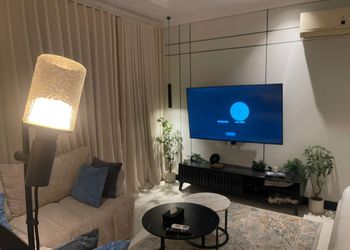 استديو هادئ بسرير ماستر