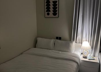 استديو بدخول ذاتي وسرير مريح 