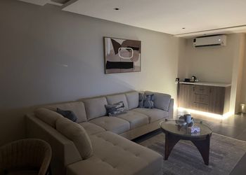 استديو هادئ بسرير ماستر 
