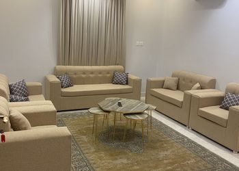 شقة بصالة  وغرفة نوم ماستر