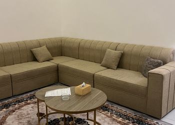 شقة بصالة جلوس وغرفة نوم 