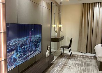 استديو بسرير ماستر وجلسة جانبية
