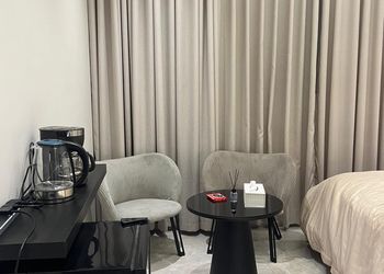 استديو هادئ بسرير ماستر 