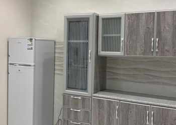استراحة بمسطح اخضر ومجالس