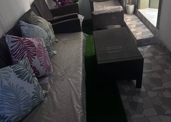 استديو هادئ بحديقة خارجية