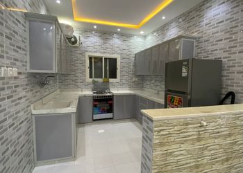 استراحة بمسطح اخضر ومجلس 