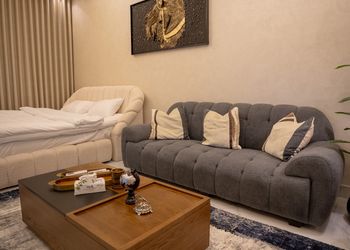 استديو هادئ بسرير ماستر 