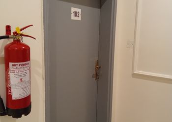 استديو هادئ بسرير ماستر 
