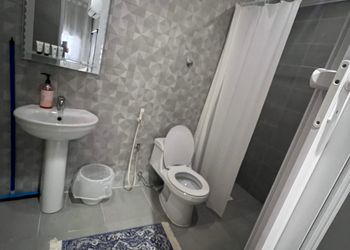 استديو هادئ بسرير ماستر 