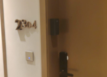 شقة بغرفتين نوم وسينما 