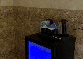استديو بسرير ماستر وجلسة جانبية 