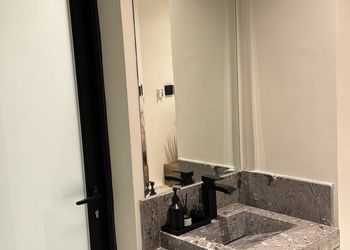 استديو هادئ بسرير ماستر 