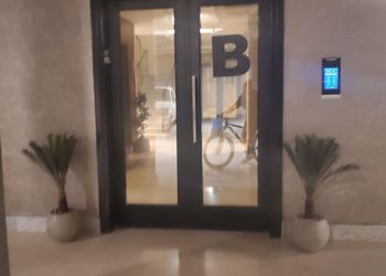 استديو هادئ بسرير ماستر 