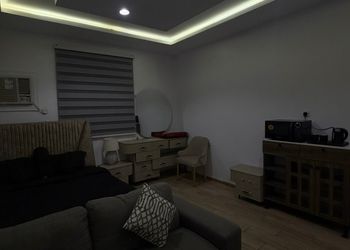 استديو هادئ بسرير ماستر 